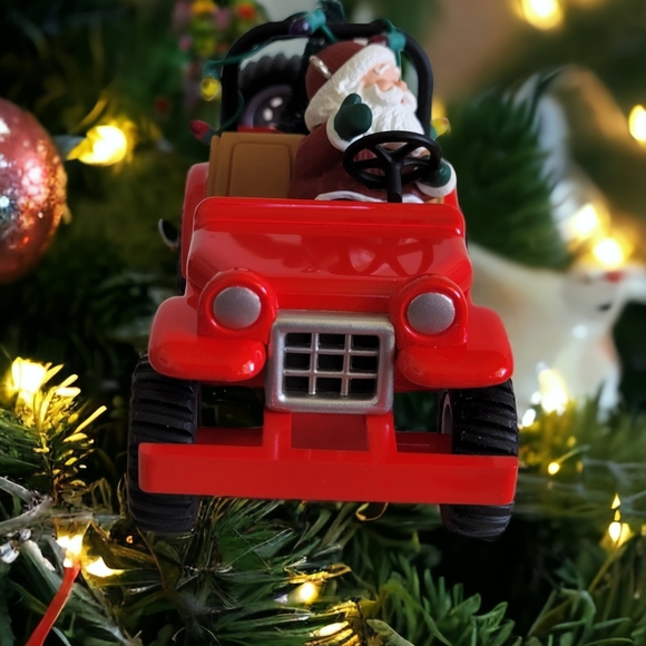 IOB HALLMARK SIGNED KEEPSAKE 1996 SANTA'S 4X4 RED JEEP HERE COMES SANTA ORNAMENT - Picture 12 of 15